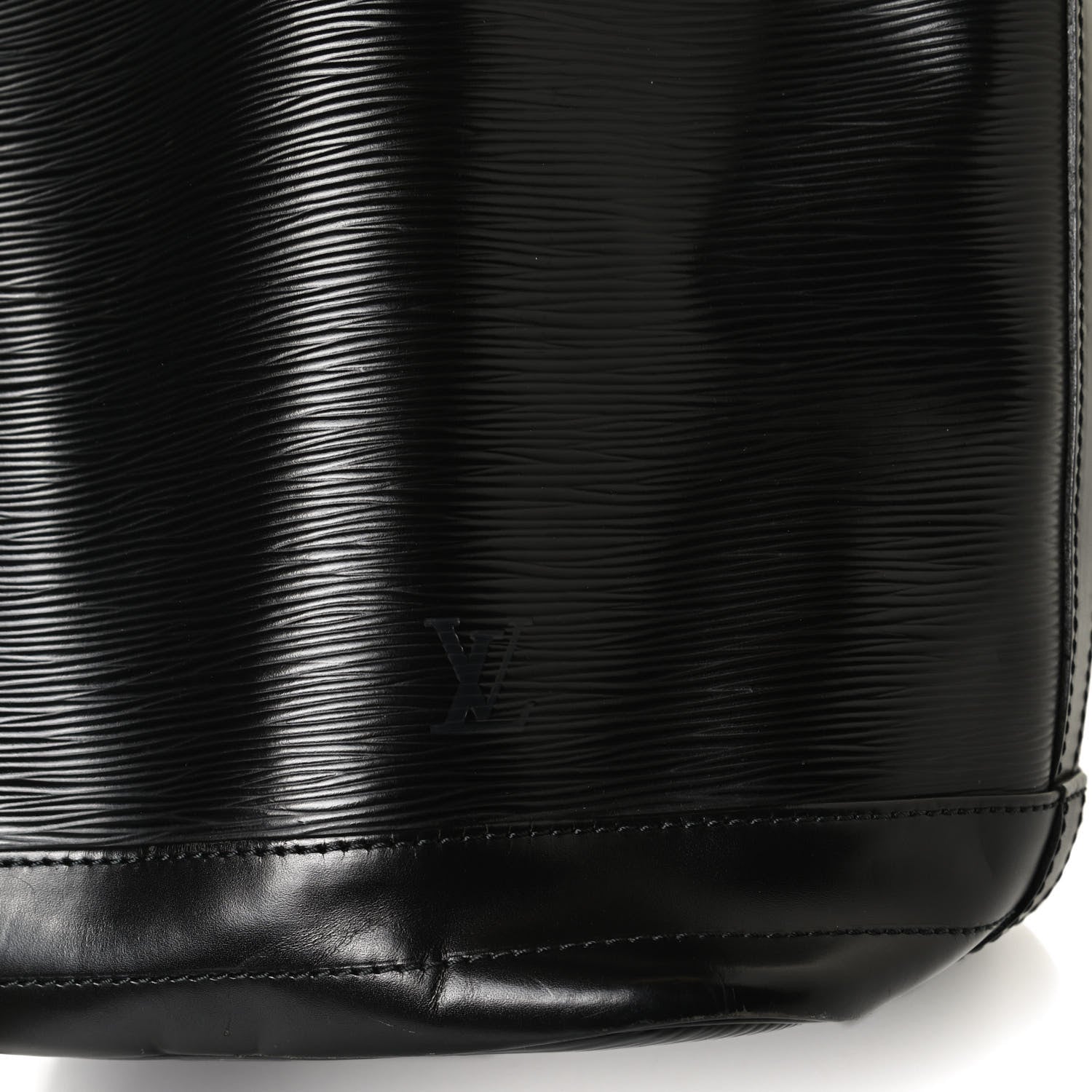 Louis Vuitton Epi Noe Black 13 of 24