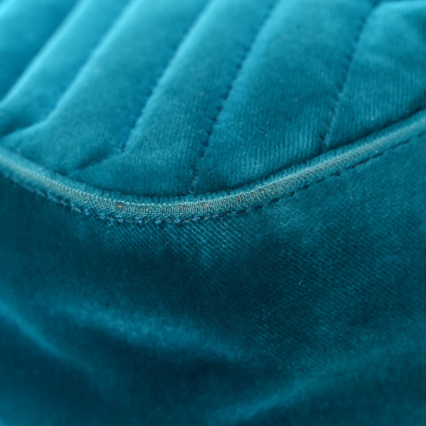 Velvet Matelasse Small GG Marmont Shoulder Bag Pavone Cyan