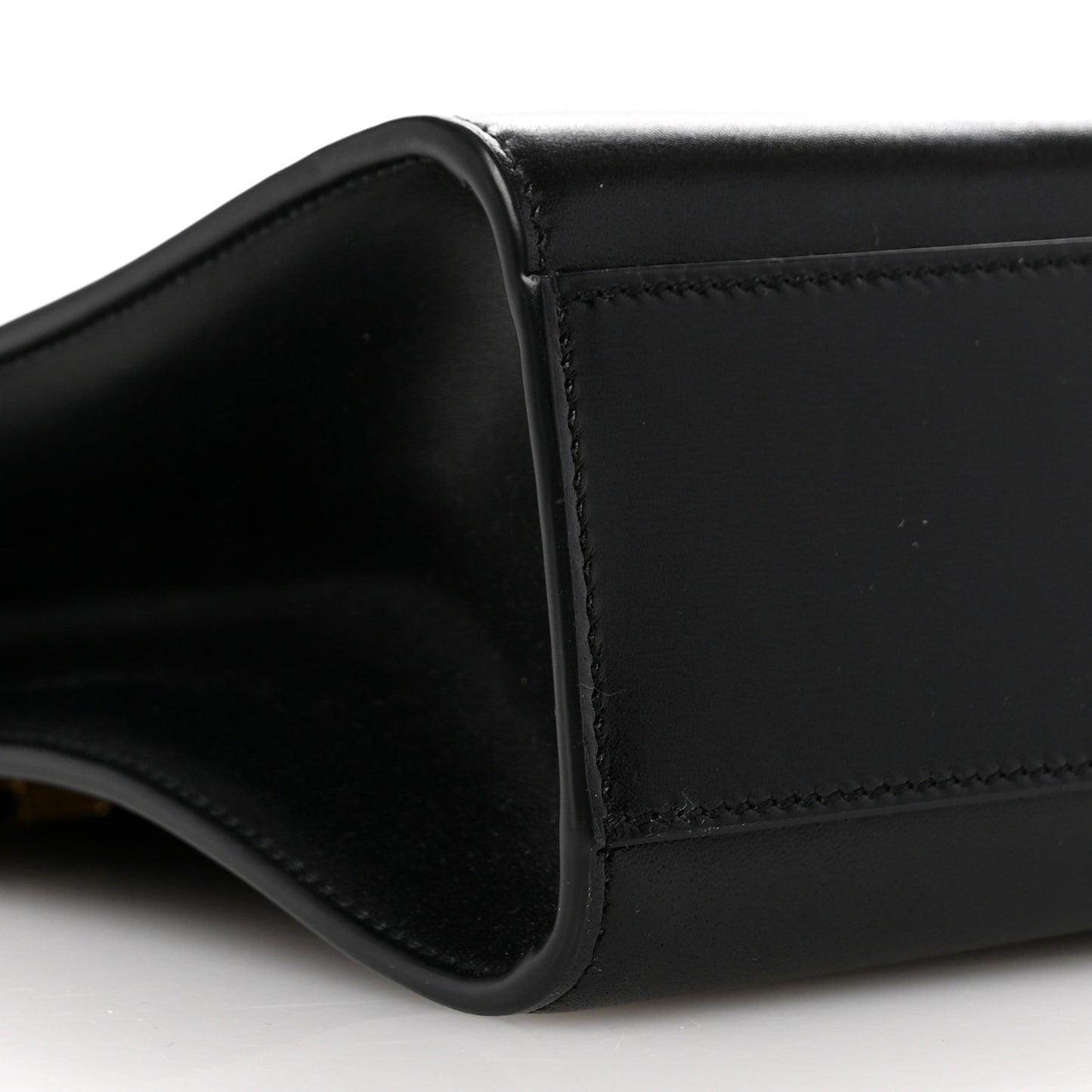Smooth Calfskin Manhattan Shoulder Bag Black