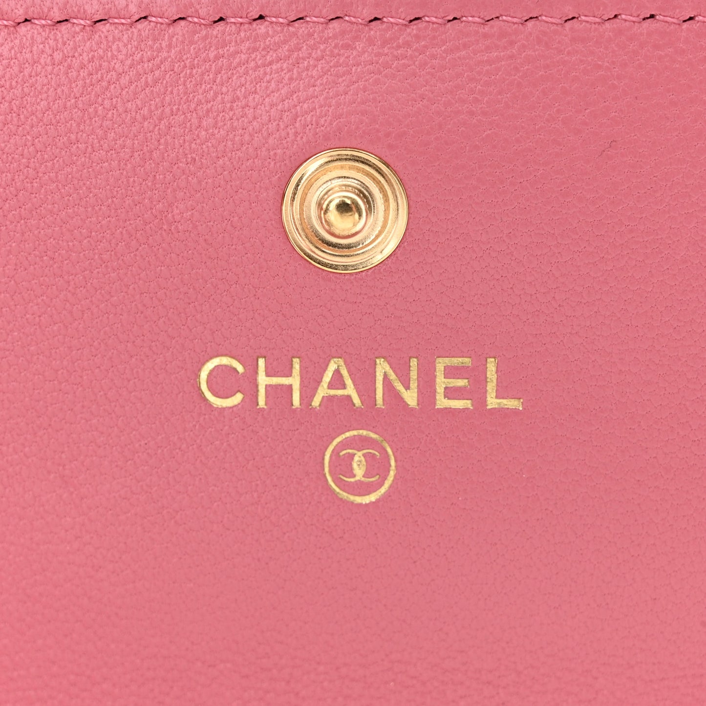 Shiny Goatskin Quilted Chanel 19 Flap Card Holder Pink