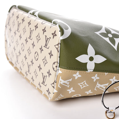 Louis Vuitton Monogram Giant Neverfull MM Kaki 11 of 12