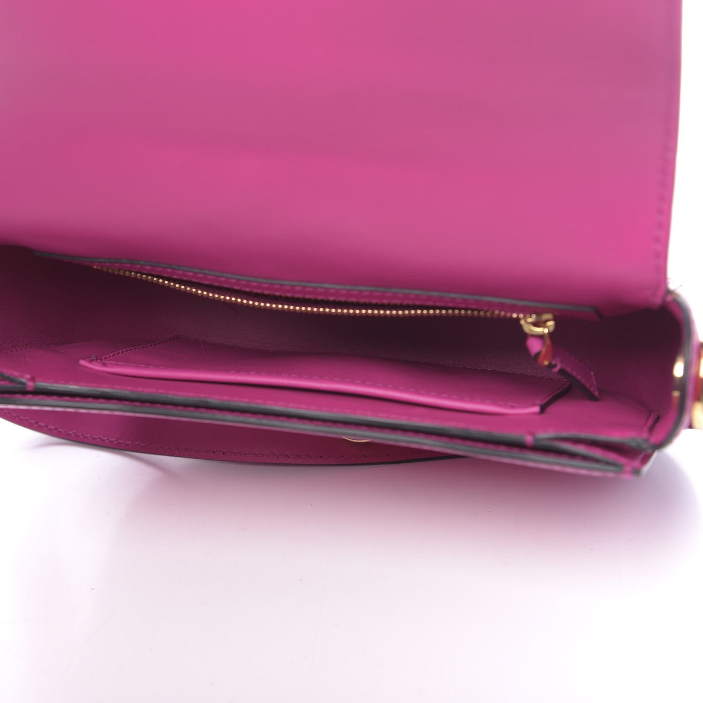 Vitello Turnlock Flap Shoulder Bag Deep Cyclamin