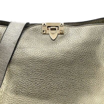 Valentino Garavani Metallic Pebbled Calfskin Small Rockstud Flip-Lock Messenger Bag Platino 8 of 19
