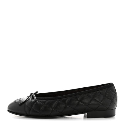 Chanel Aged Calfskin Quilted CC Cap Toe Ballerina Flats 35.5 Black 1 of 10