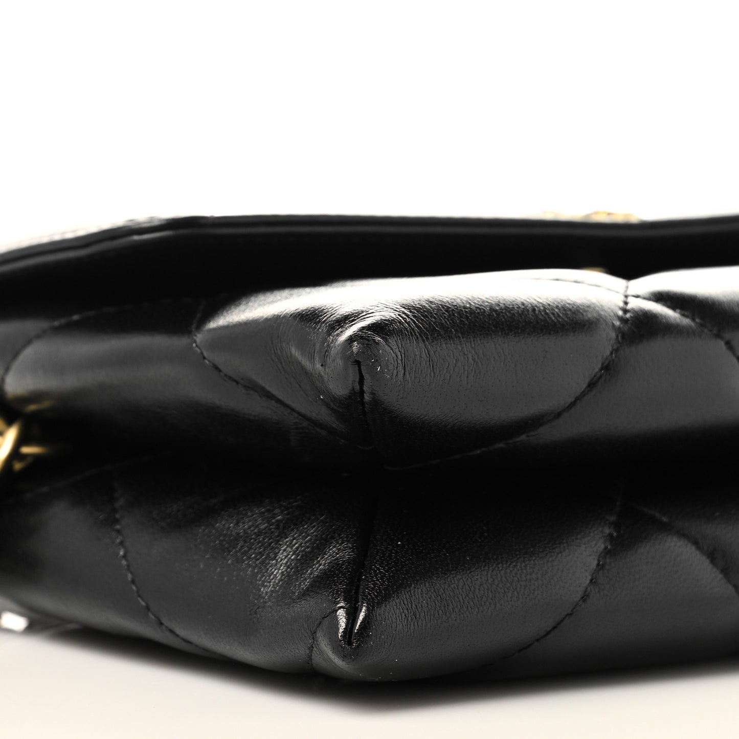 Lambskin Quilted Chanel 19 Flap Clutch Black