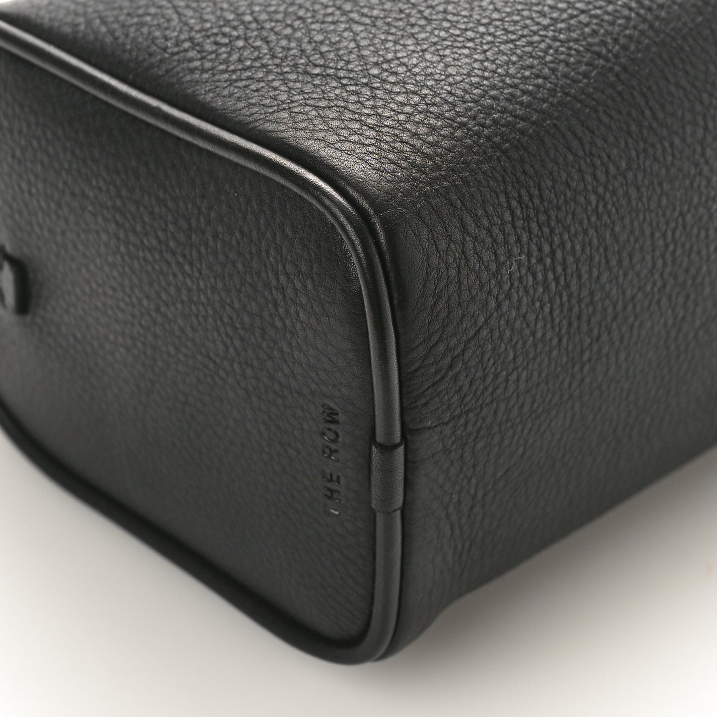 Grained Calfskin 90's Bag Black