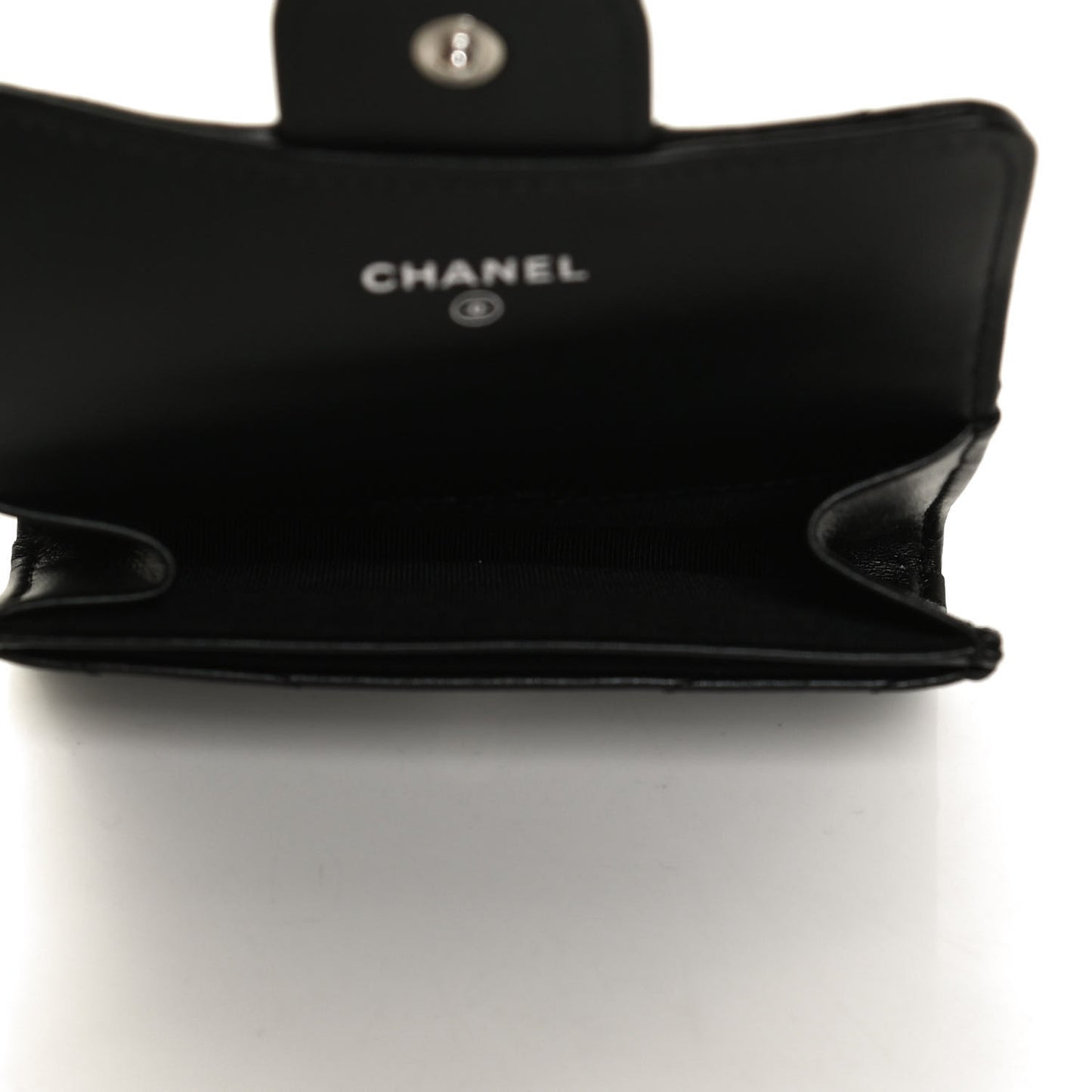 Aged Calfskin Chevron Quilted Reissue Flap Card Holder So Black