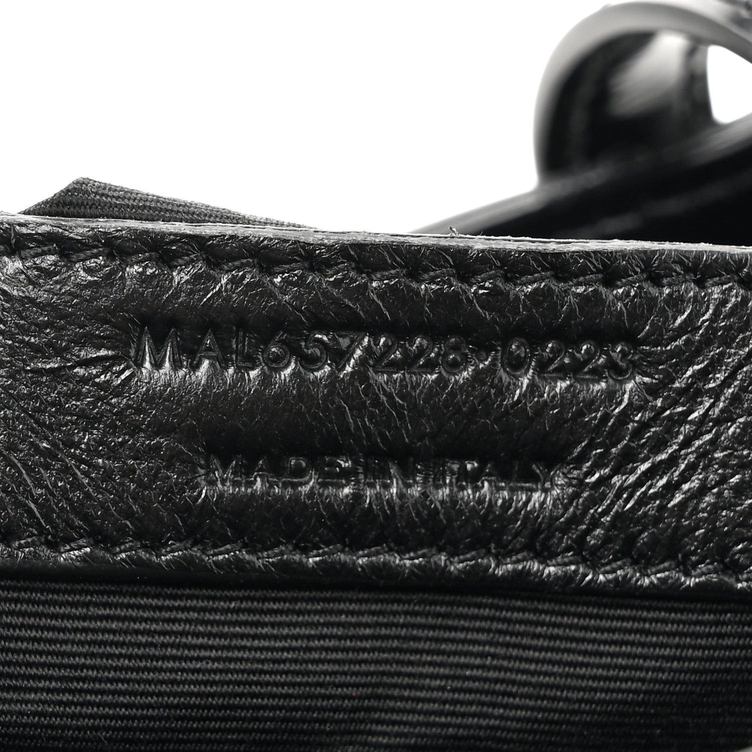 Saint Laurent Patent Le 5 A 7 Monochrome Hobo Black 7 of 10