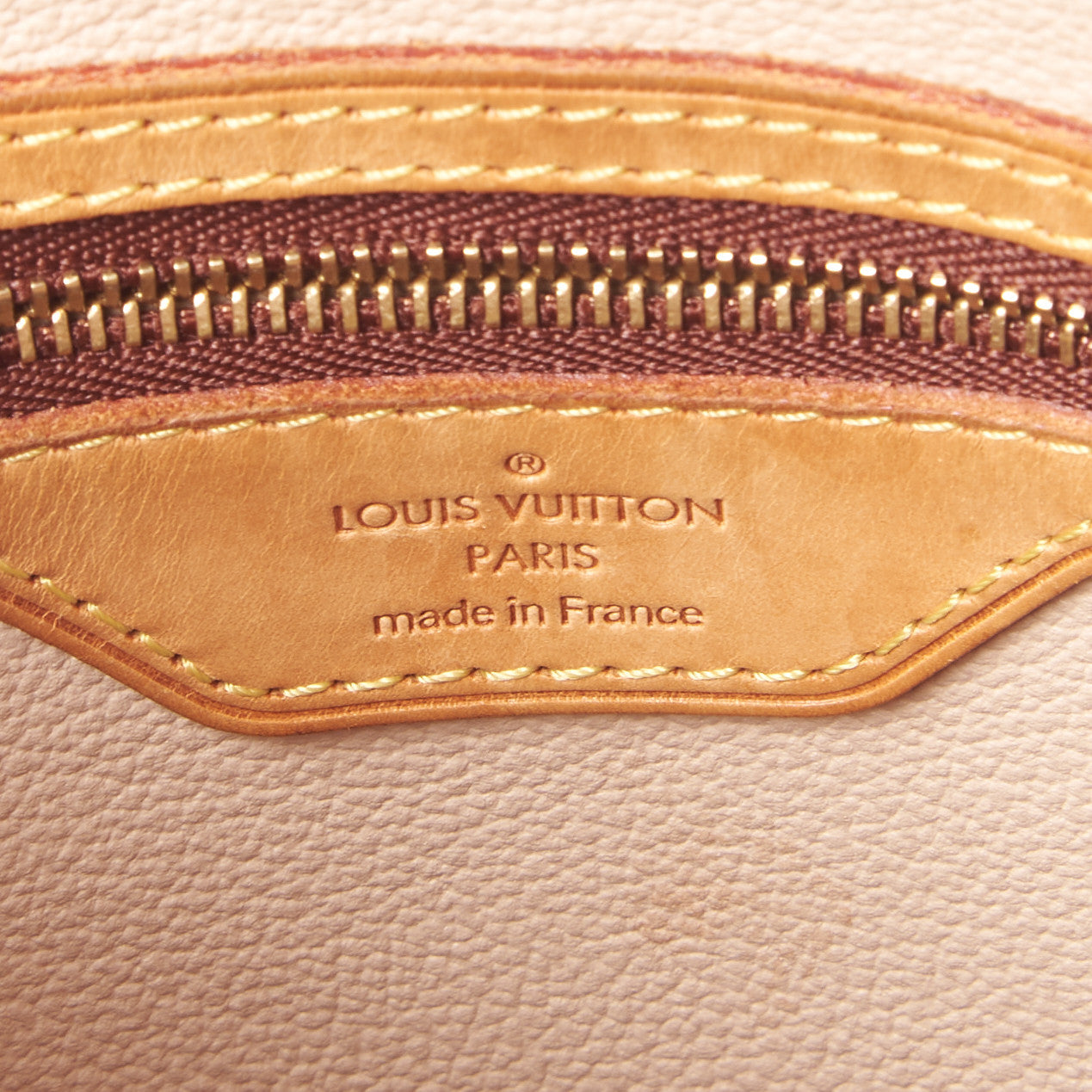 Monogram Petit Bucket 23