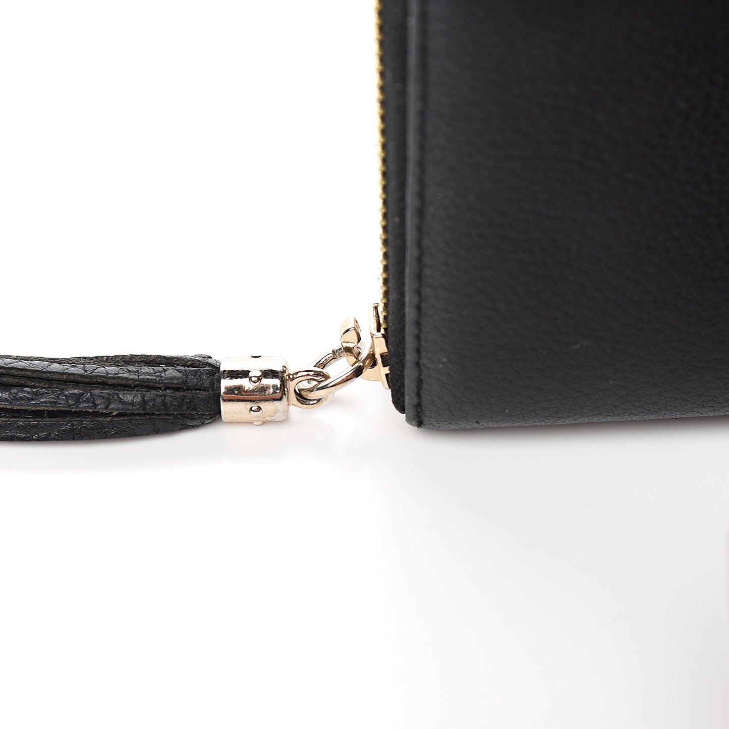 Pebbled Calfskin Soho Zip Around Wallet Black