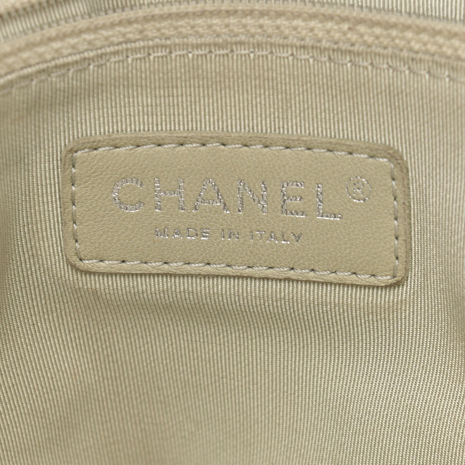 Chanel Washed Lambskin Quilted Maxi Chain Around Flap Black 6 of 14