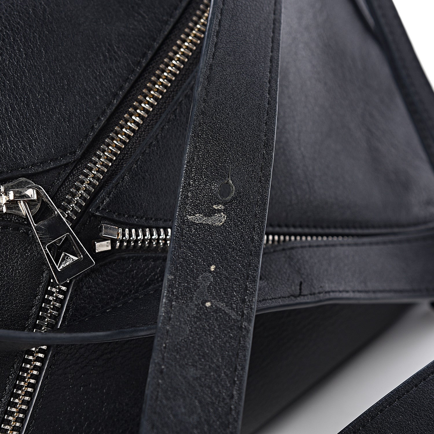 Loewe Calfskin Zipper Puzzle Bag Black 12 of 17