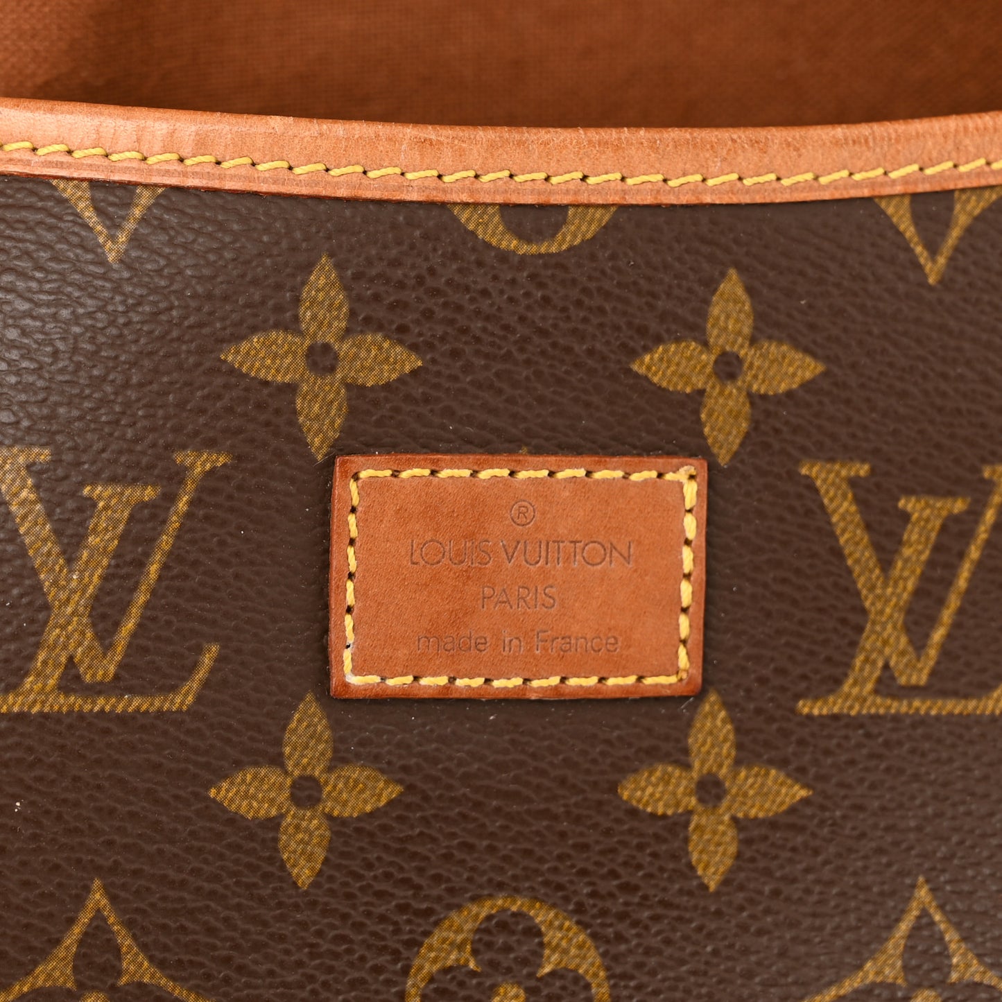 Monogram Saumur 35