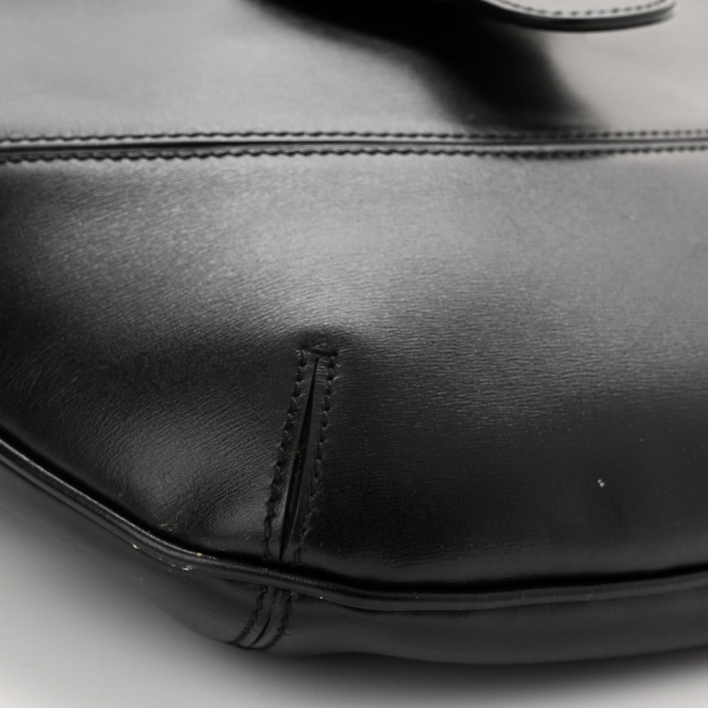 Calfskin Medium Arli Shoulder Bag Black