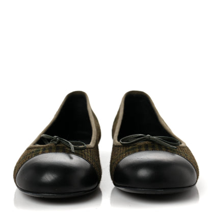 Chanel Tweed Lambskin Cap Toe Ballerina Flats 41 Green Black 2 of 7