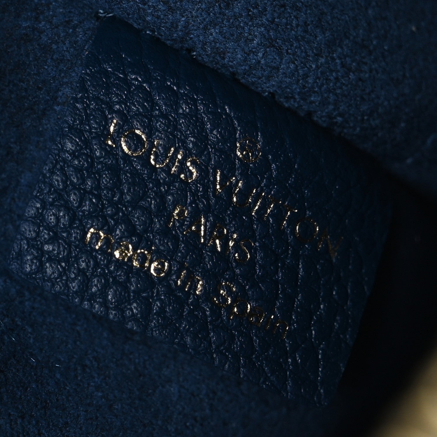 Louis Vuitton Empreinte Monogram Giant Pochette MM Degrade Bleu 6 of 6