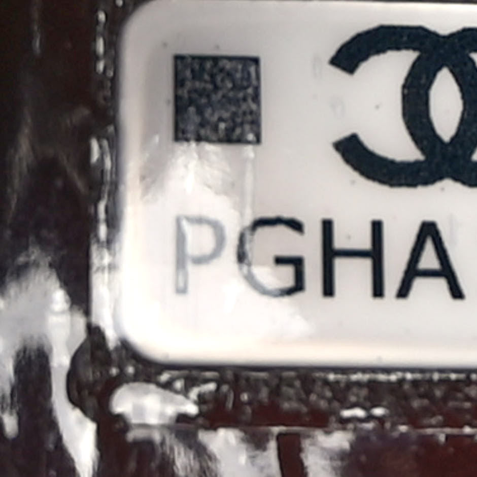 Caviar Quilted Zipped Key Holder Case Black