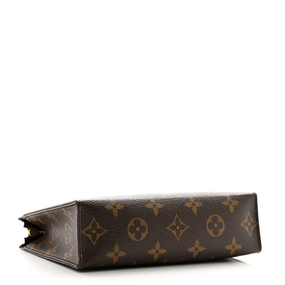 Louis Vuitton Monogram Toiletry Pouch 19 4 of 10
