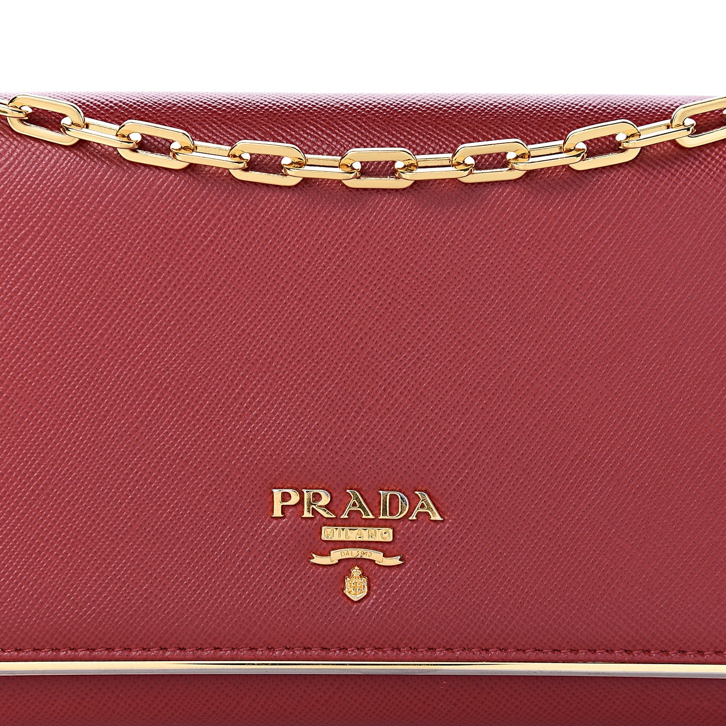 Saffiano Metal Bar Chain Wallet Fuoco