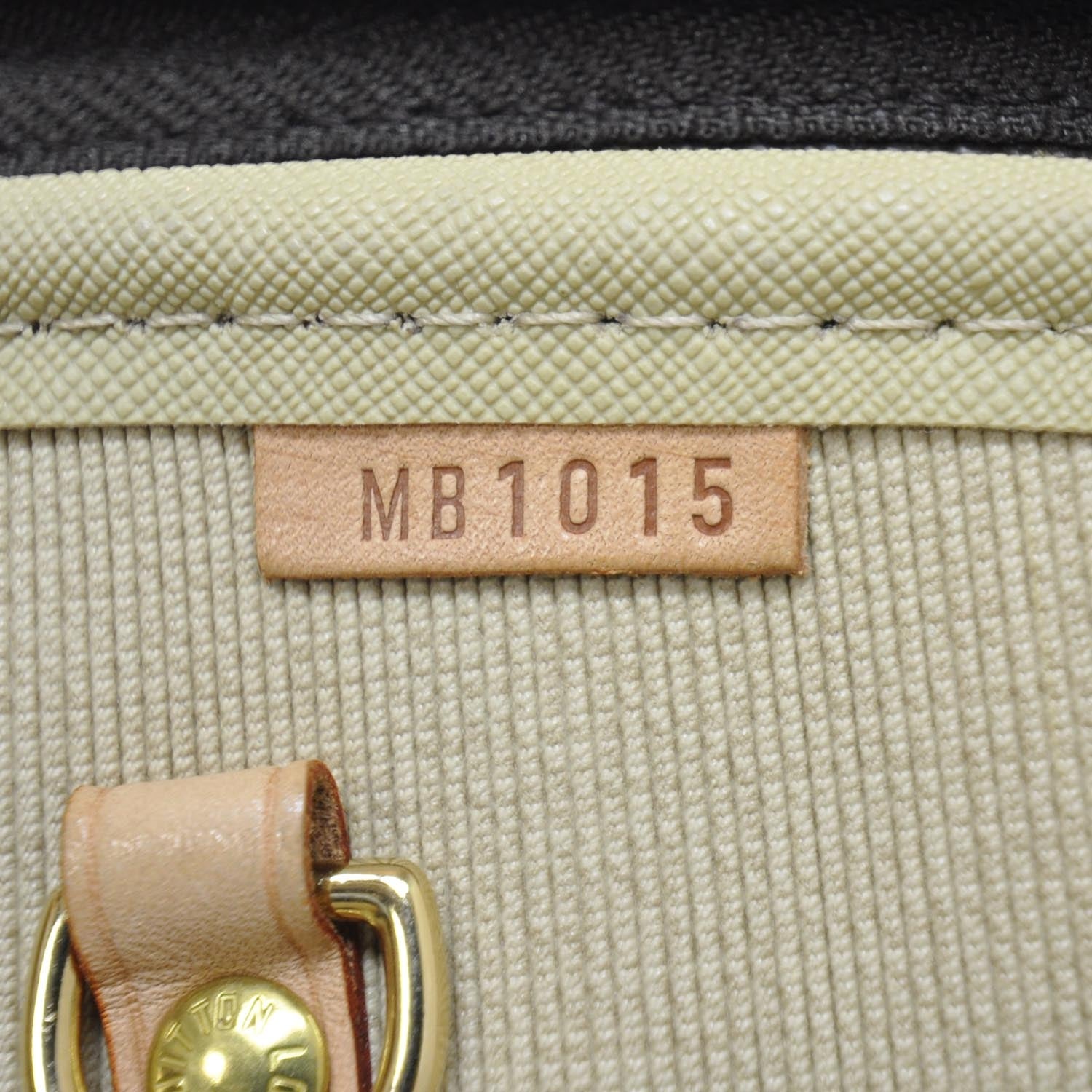 Louis Vuitton Monogram Alize 24 Heures 9 of 9