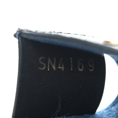 Louis Vuitton Monogram Mouse Earpods Case 5 of 6