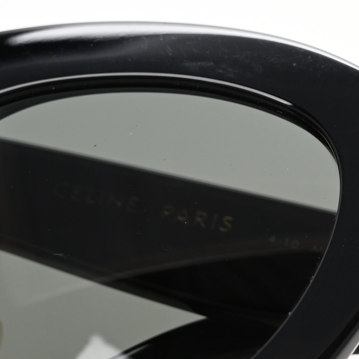 Oversized Round Sunglasses CL4005FN Black