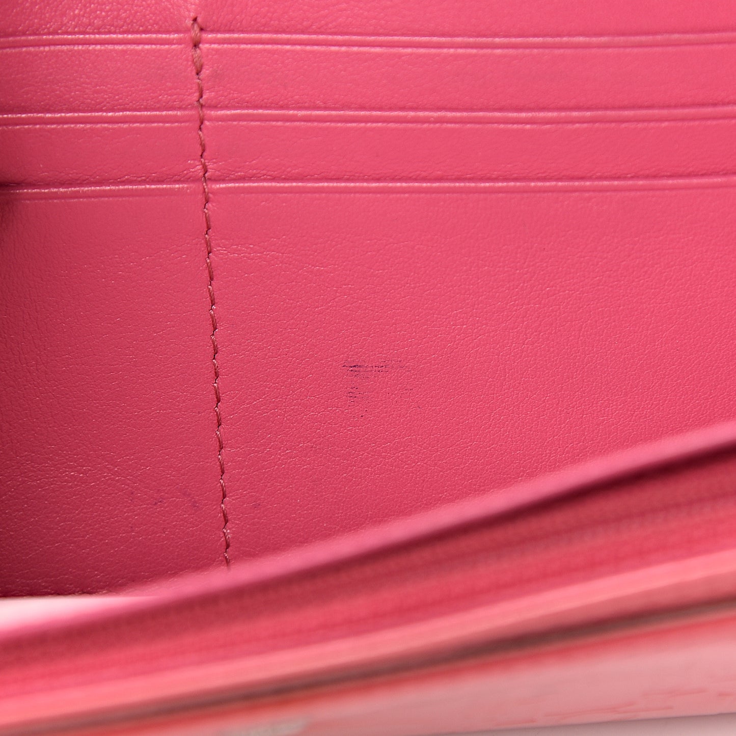 Patent Ultimate Chain Wallet Fushia