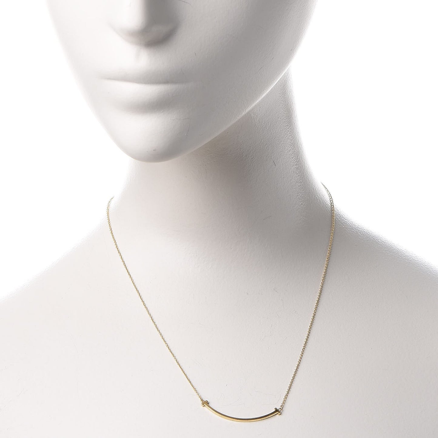 18K Yellow Gold Small T Smile Pendant Necklace