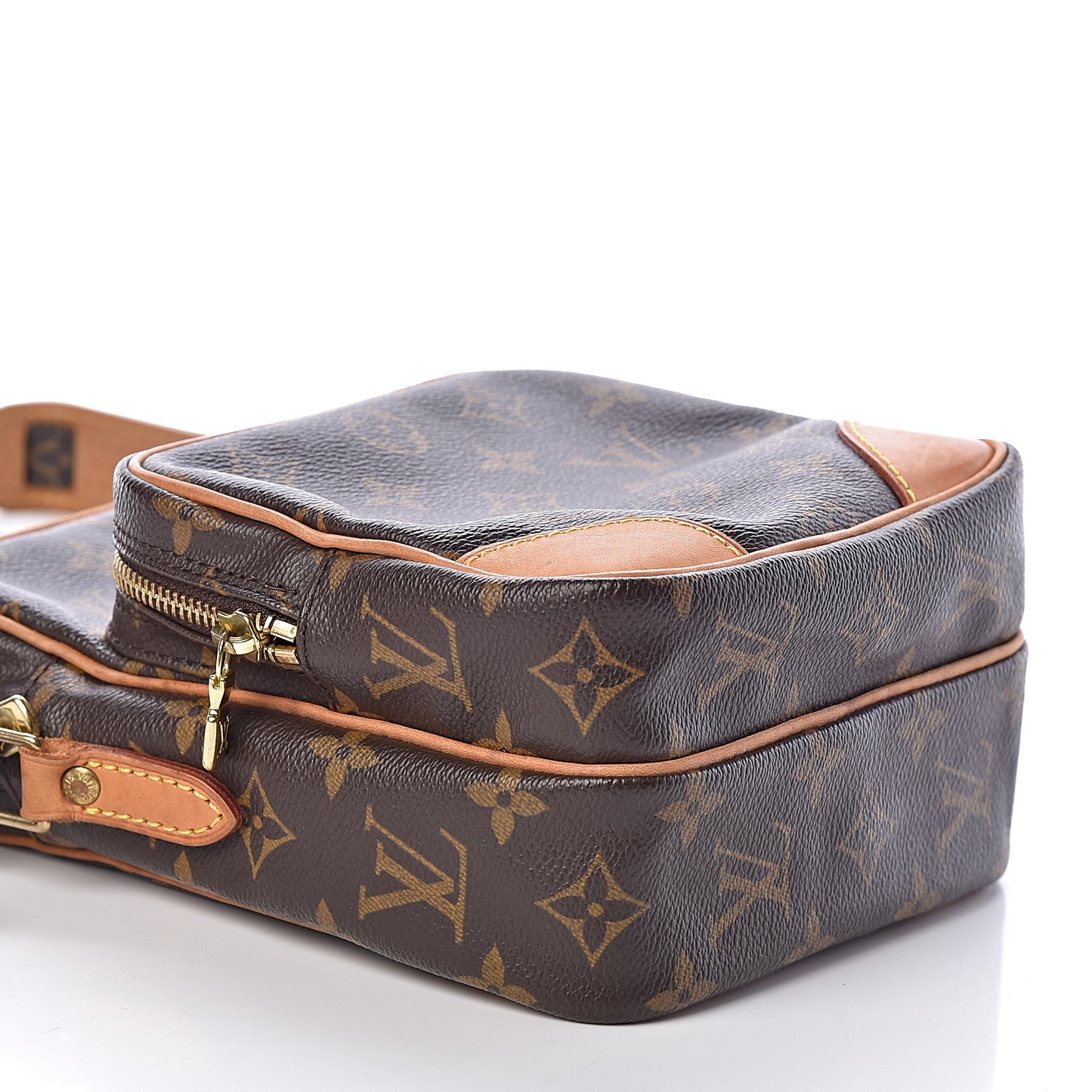 Monogram Amazone