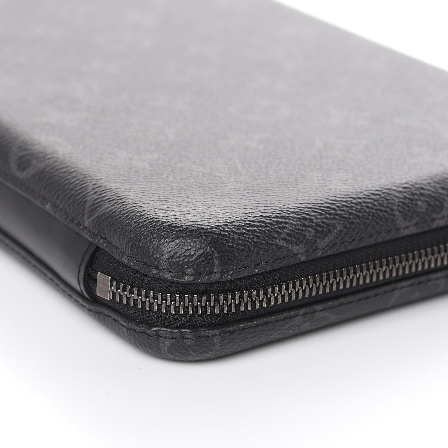 Louis Vuitton Monogram Eclipse iPad Mini Flapcase 7 of 8