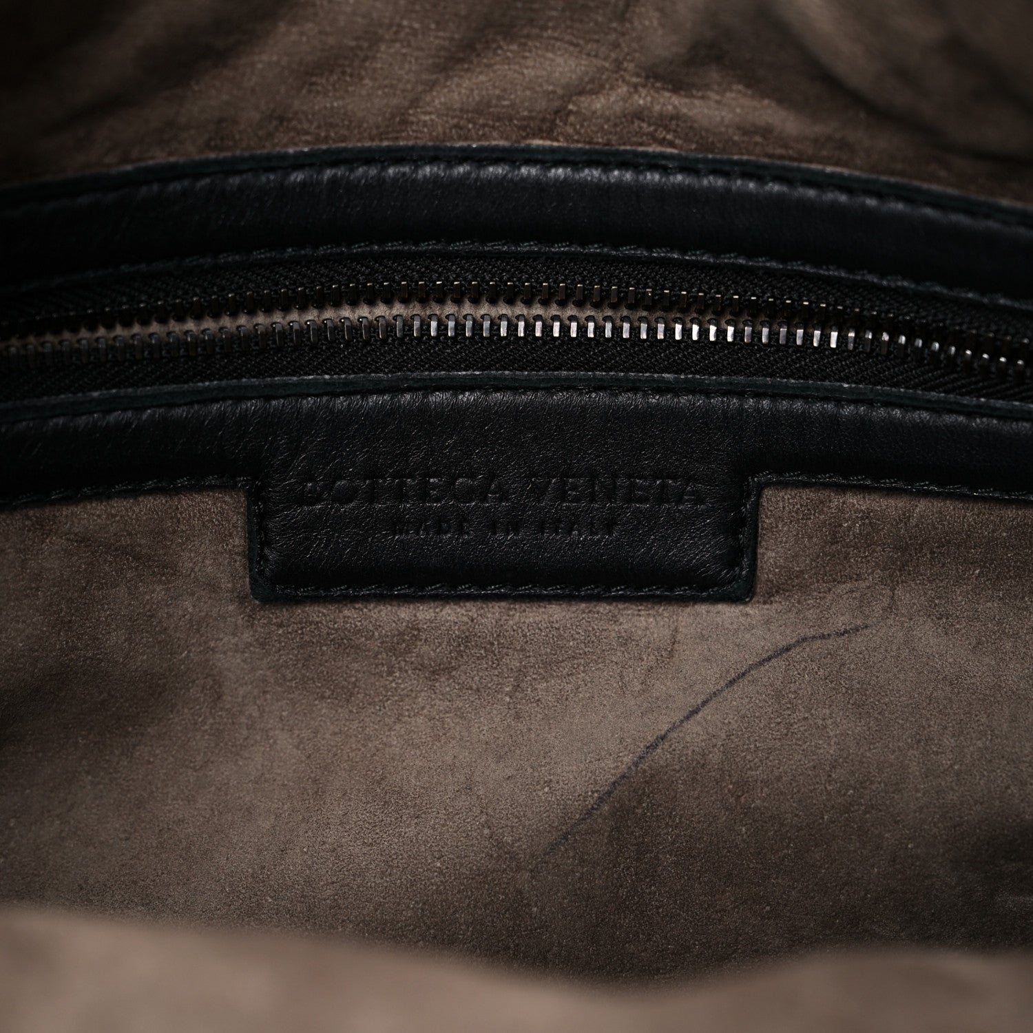 Bottega Veneta Nappa Intrecciato Maxi Veneta Hobo Black 13 of 23