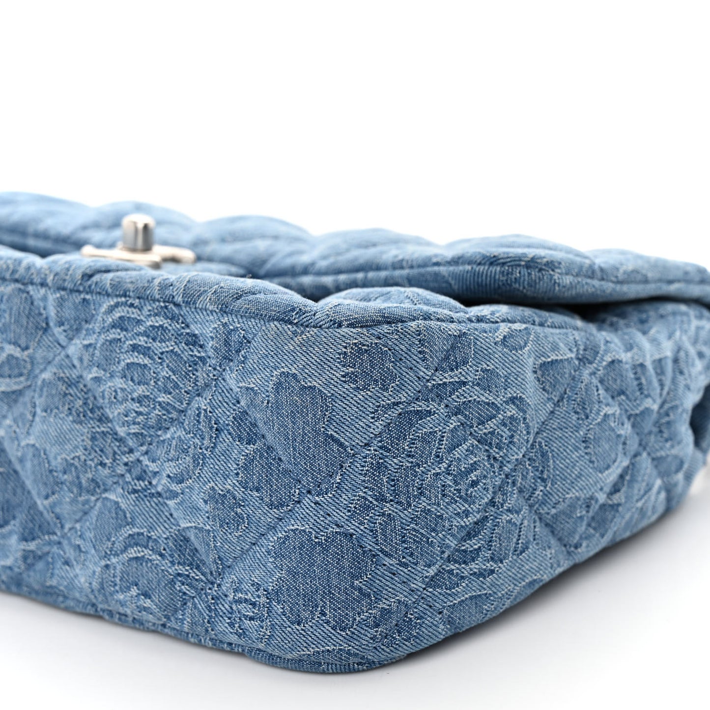 Denim Quilted Medium Camellia Sweetheart Flap Blue