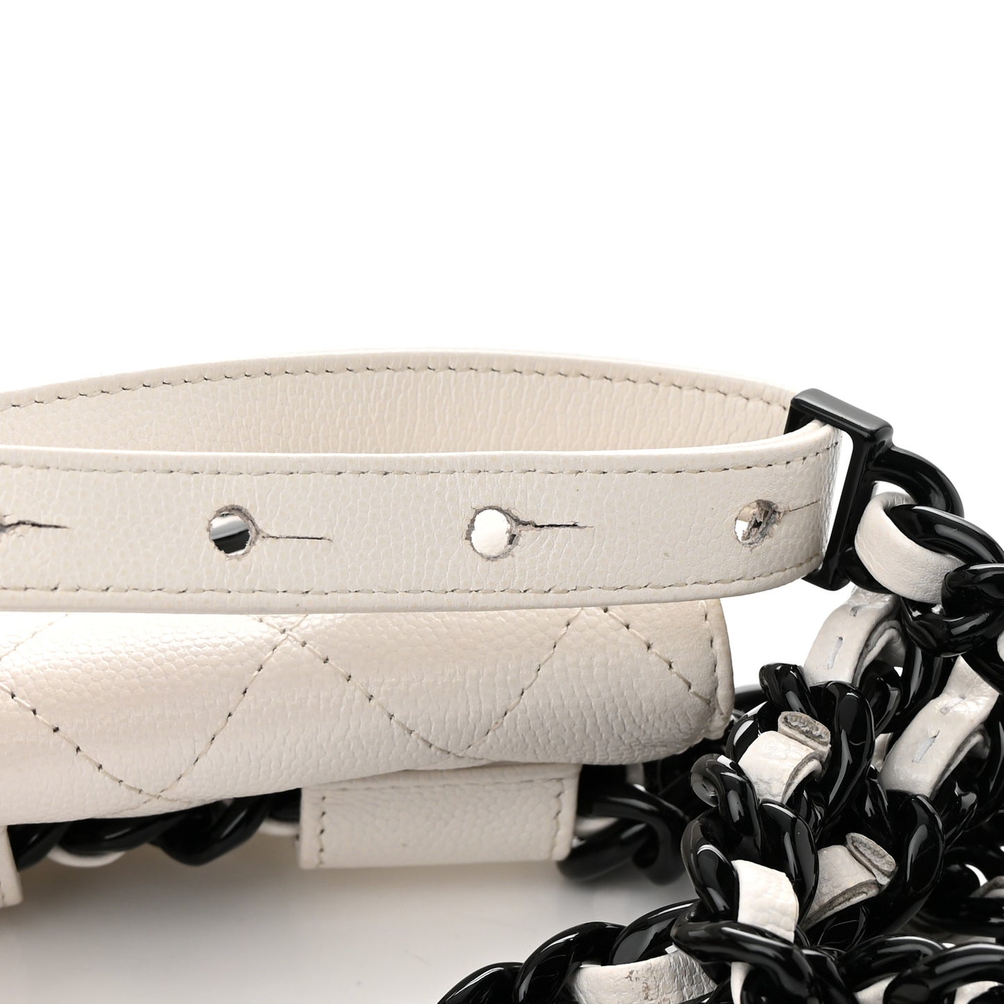 Caviar Quilted My Everything Belt Flap Card Holder White