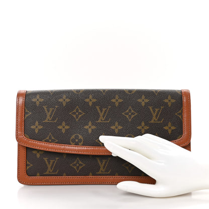 Louis Vuitton Monogram Pochette Dame 26 2 of 10
