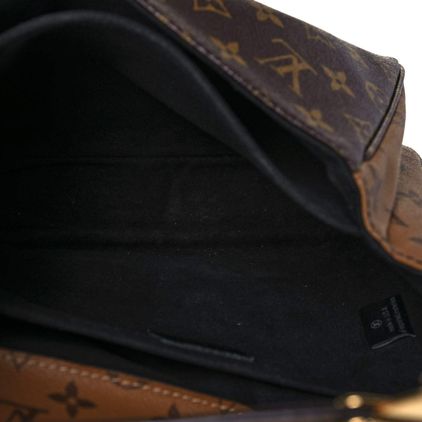 Reverse Monogram Pochette Metis