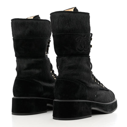 Chanel Suede Pony Hair Shearling Lace Up Combat Boots 35 Black White 5 of 13