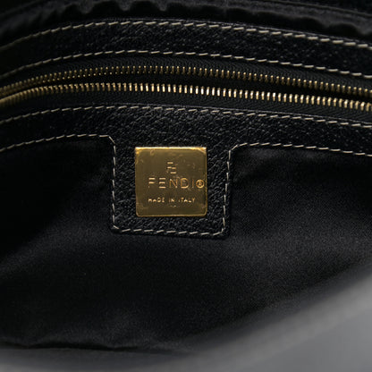 Fendi Pebbled Calfskin Baguette Black 6 of 13