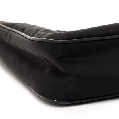 Prada Nylon Re-Edition 2005 Shoulder Bag Black 12 of 15
