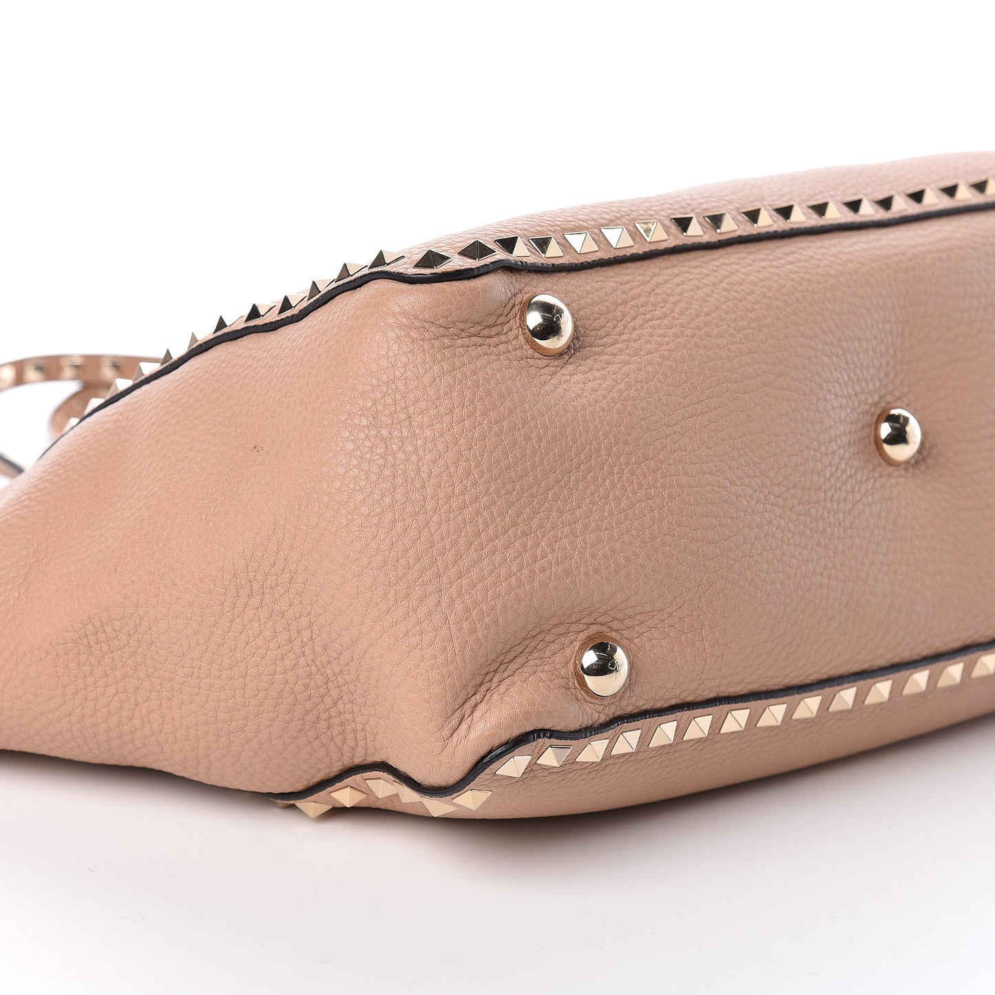 Pebbled Calfskin Medium Rockstud Tote Skin Sorbet