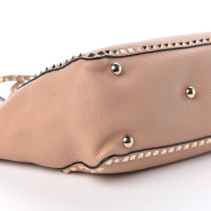 Valentino Garavani Pebbled Calfskin Medium Rockstud Tote Skin Sorbet 8 of 10