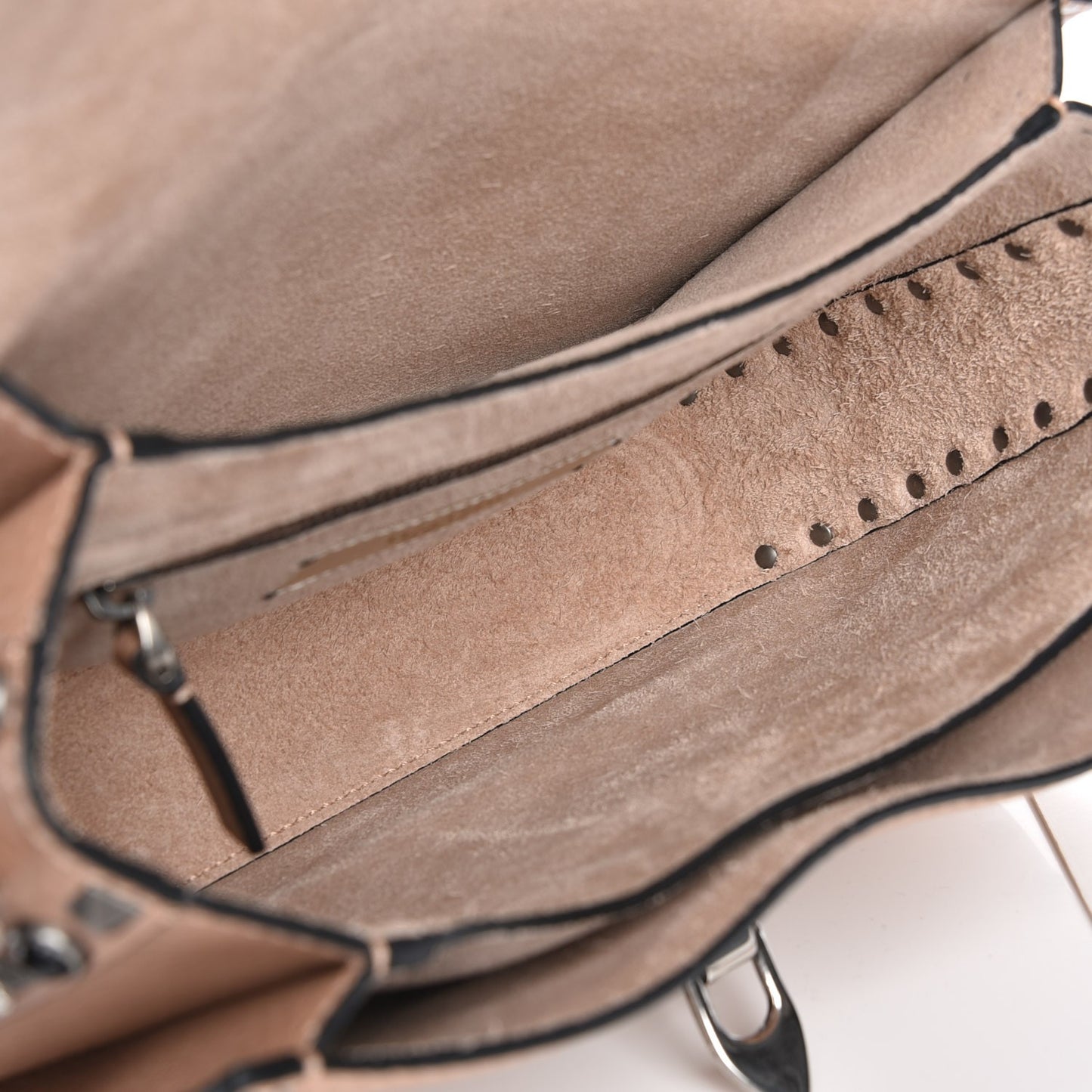 Pebbled Calfskin Medium Rockstud Rolling Flap Saddle Bag Soft Noisette