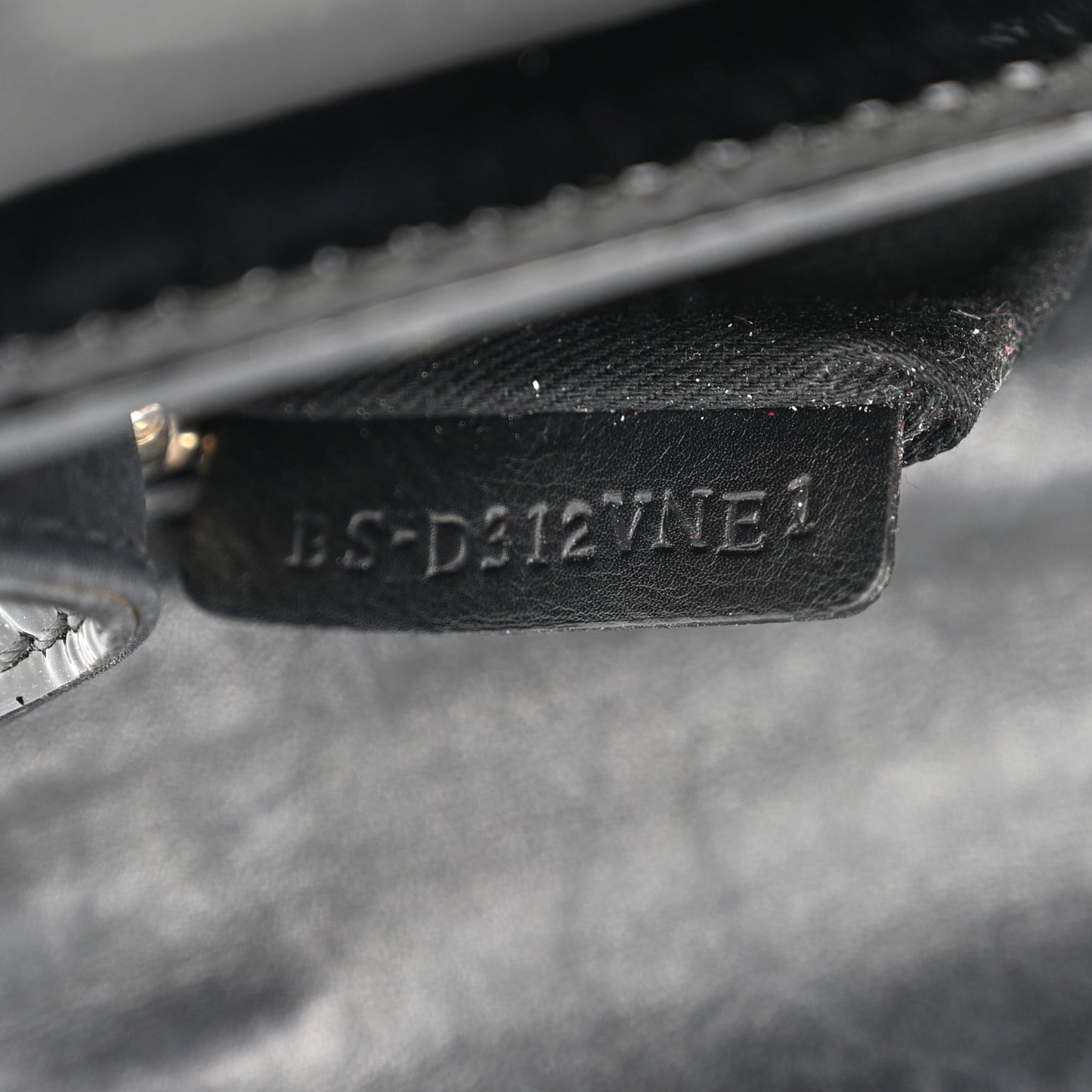 Patent Small Glam Lock Rockstud Flap Black