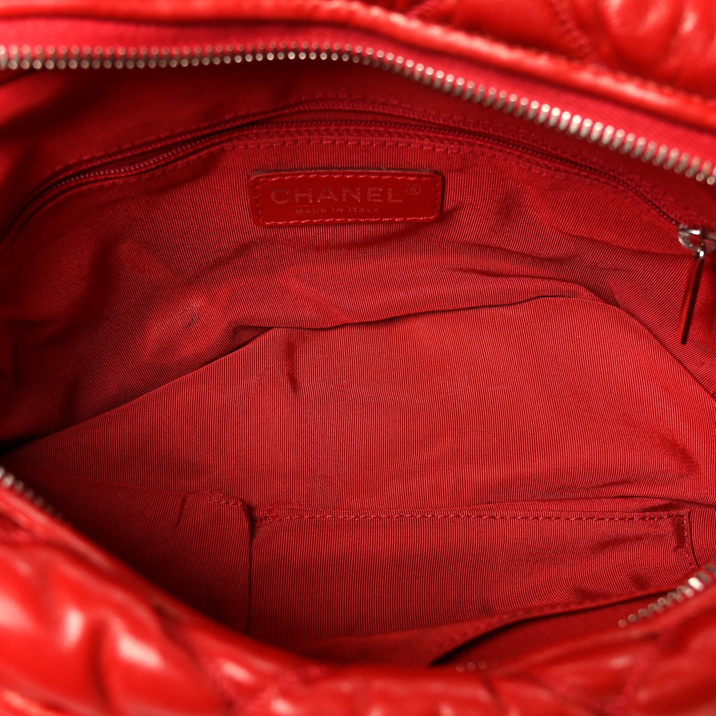 Lambskin Bubble Quilt Camera Case Red