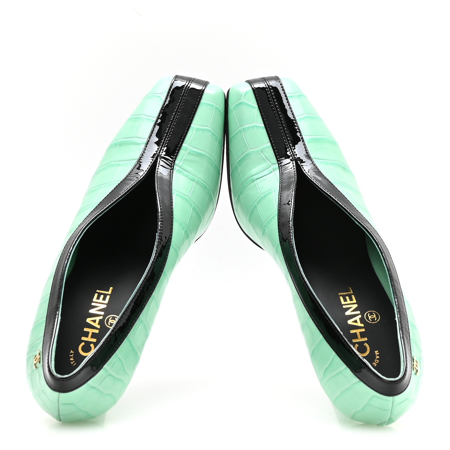 Chanel Crocodile Embossed Patent Calfskin Pumps 41 Green Black 2 of 9