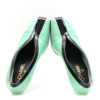 Chanel Crocodile Embossed Patent Calfskin Pumps 41 Green Black 2 of 9
