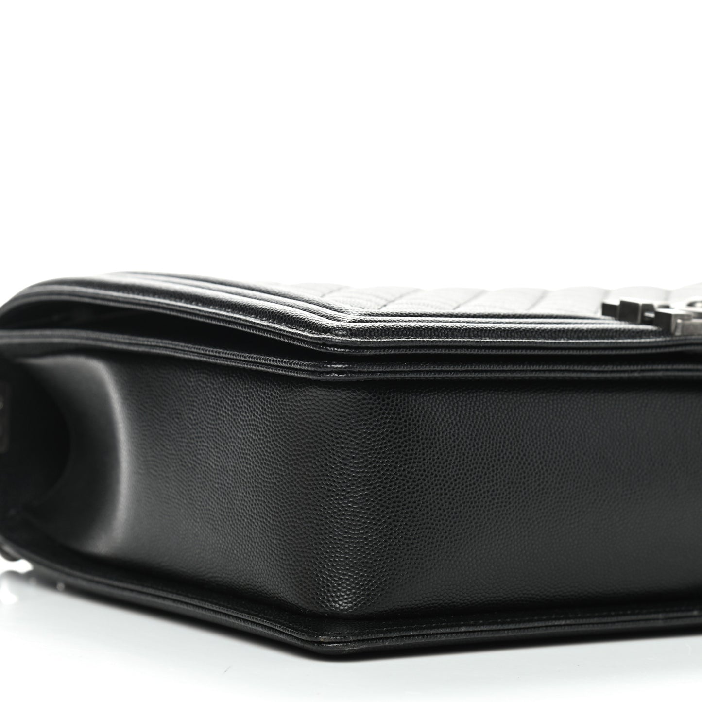 Caviar Quilted Large Boy Flap Black