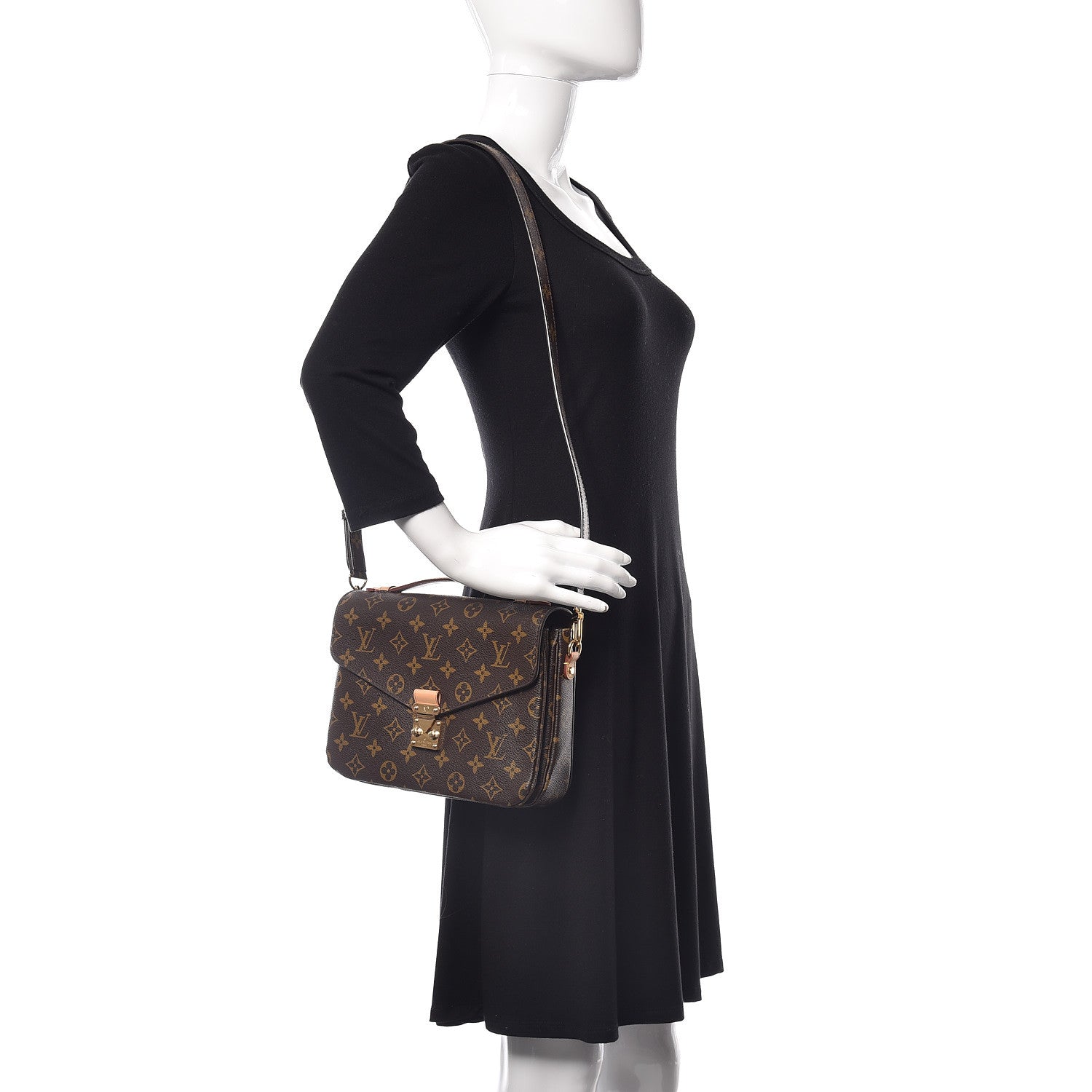 Louis Vuitton Monogram Pochette Metis 2 of 10
