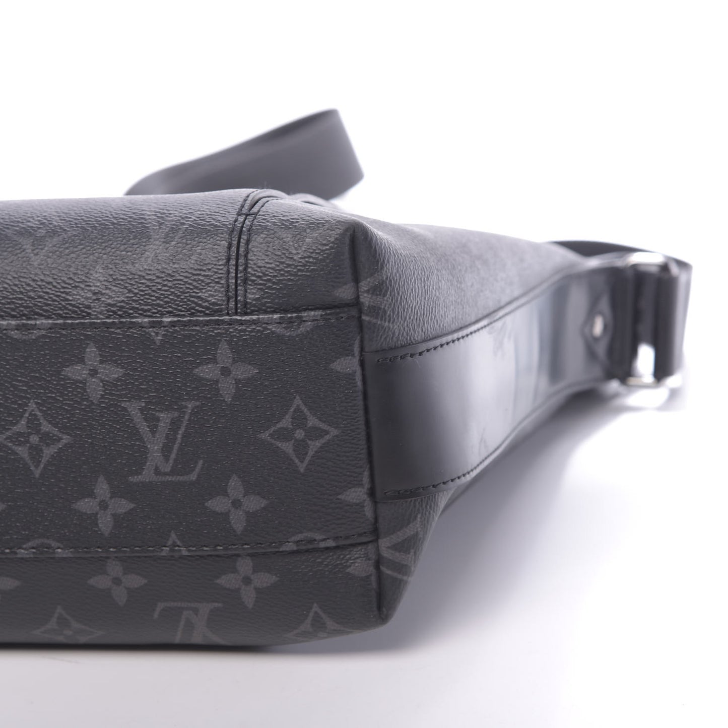 Monogram Eclipse Odyssey Messenger MM