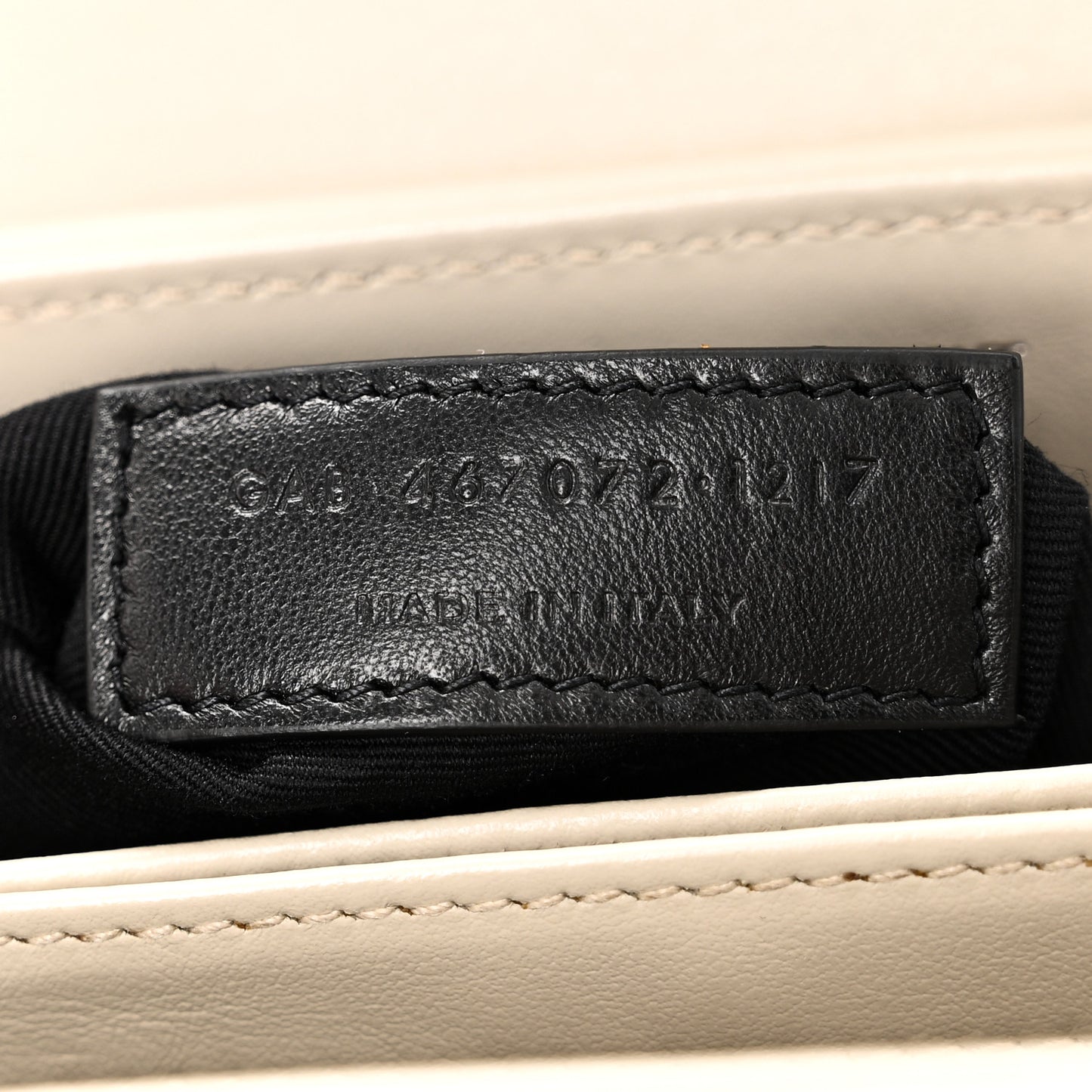 Calfskin Y Quilted Monogram Toy Loulou Crossbody Bag Blanc Vintage