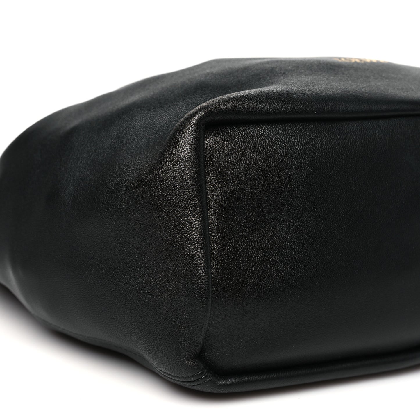Mellow Nappa Small Monochrome Squeeze Bag Black